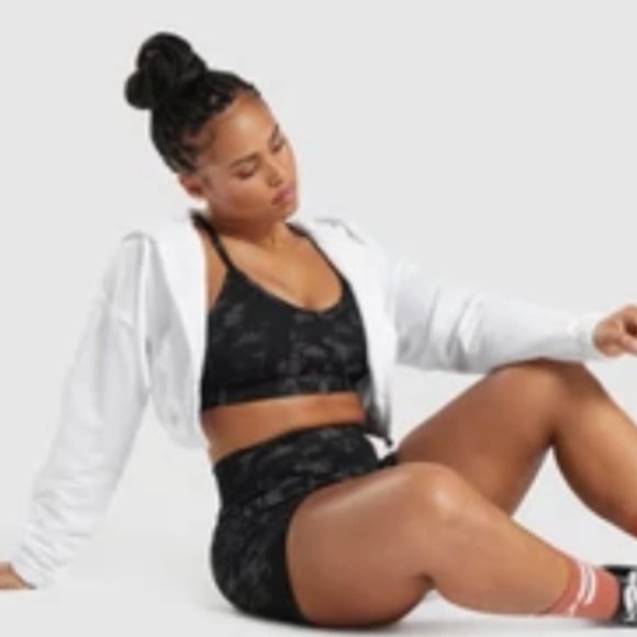 BNWT GYMSHARK KK FIT CROPPED HOODIE IN WHITE SZ XS - Picture 4 of 4